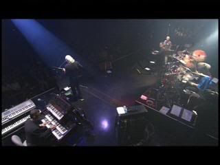 PDVD 001 106 - Premiata Forneria Marconi (PFM) - Live in Japan 2002 (2002) [DVD9]