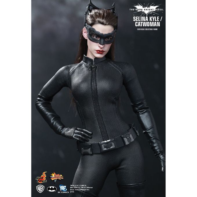 hot toys batwoman