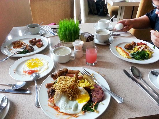 batam hotel breakfast