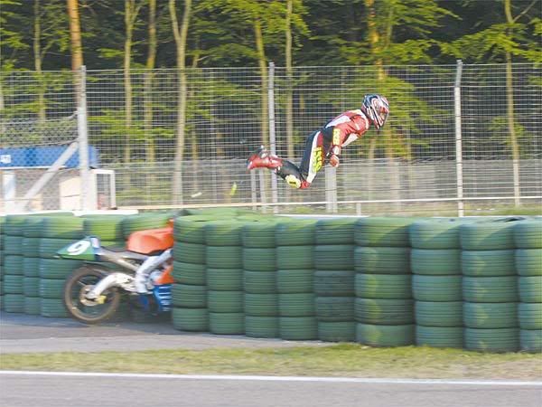 flyingbikeracer.jpg