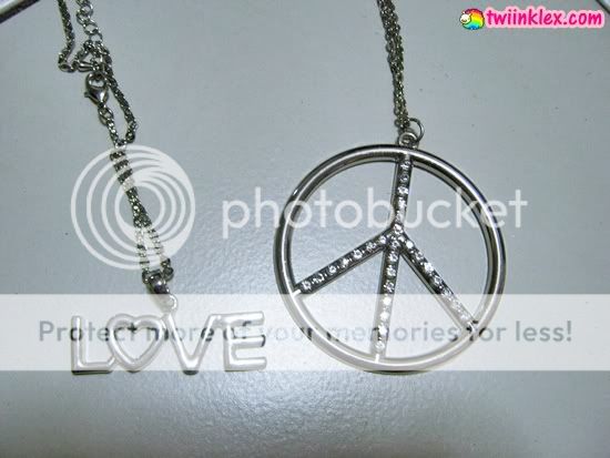 Love and Peace necklaces - twiinklex.com