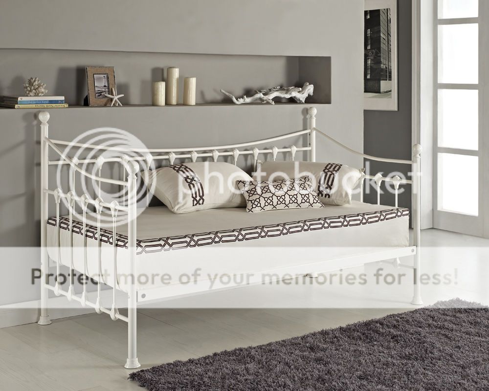 Beds Hazlo Armario Trestle Day Bed with Roll out Trundle Set was sold